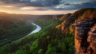 Aussicht auf die weite Landschaft der Böhmischen Schweiz