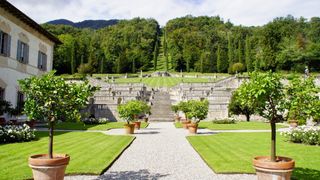 Park der Villa Bozzolo in Casalzuigno am Lago Maggiore.