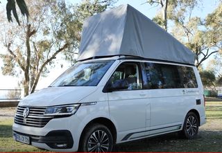 Dachzeltisolierung auf VW T6.1 California Beach Ocean montiert.